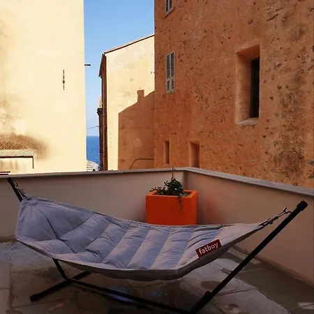De Charme Au Coeur De La Citadelle De Bastia * Bastia (Corsica)