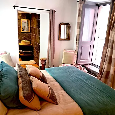Holiday home De Charme Au Coeur De La Citadelle De Bastia *