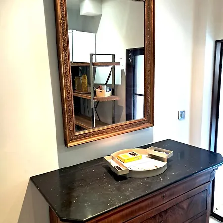 De Charme Au Coeur De La Citadelle De Penzion Bastia (Corsica)