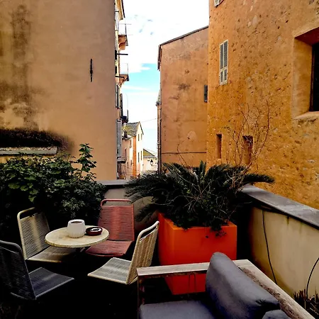 Holiday home De Charme Au Coeur De La Citadelle De Bastia *