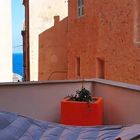 بيت ضيافة De Charme Au Coeur De La Citadelle De 3*
