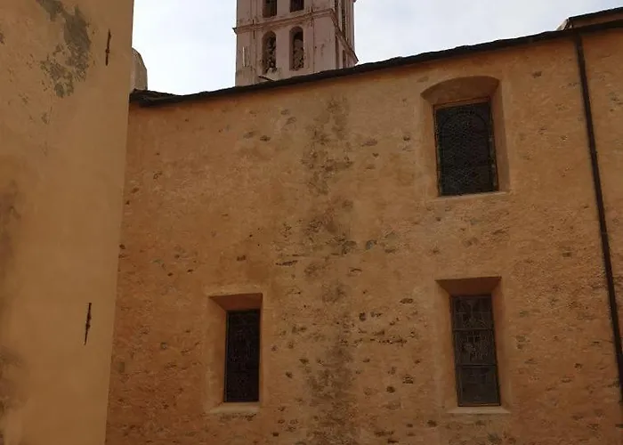 De Charme Au Coeur De La Citadelle De Bastiya